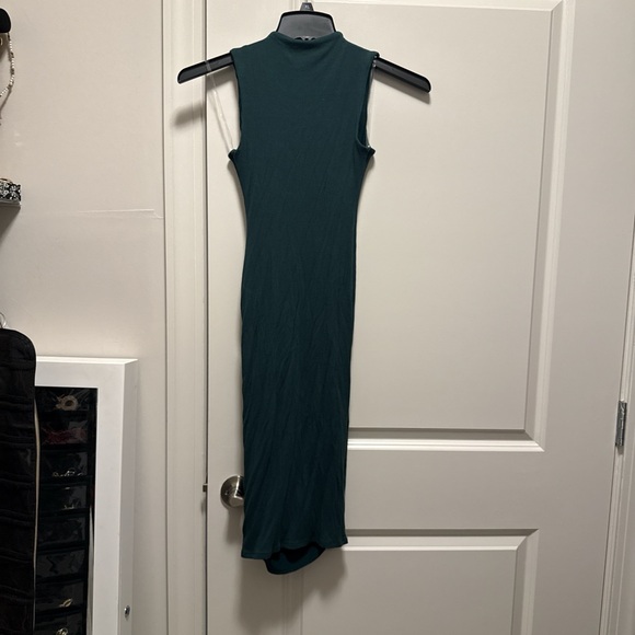 Windsor Effortless Impact Mock Neck Midi Dress - Picture 4 of 8